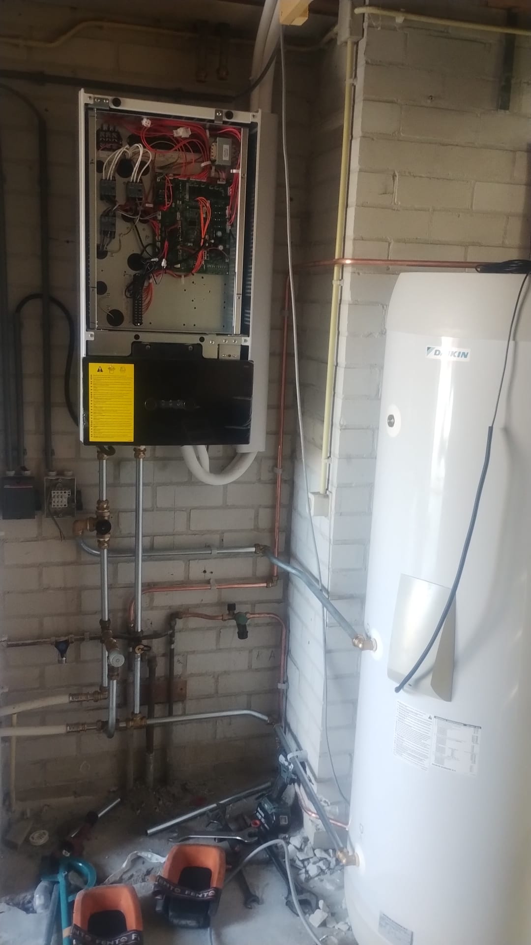 Warmtepomp garage & zonnepanelen